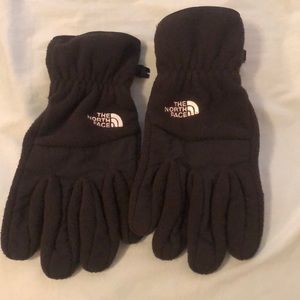 The North Face gloves **Final Price**